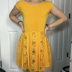 Weissman lyrical orange costume